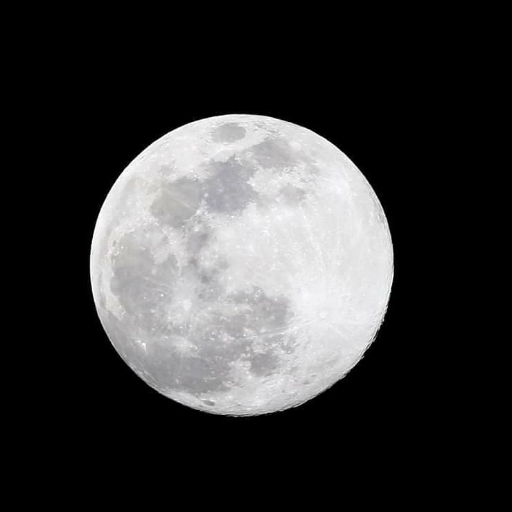Super moon Pink moon 2020