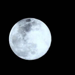 Super moon Pink moon 2020