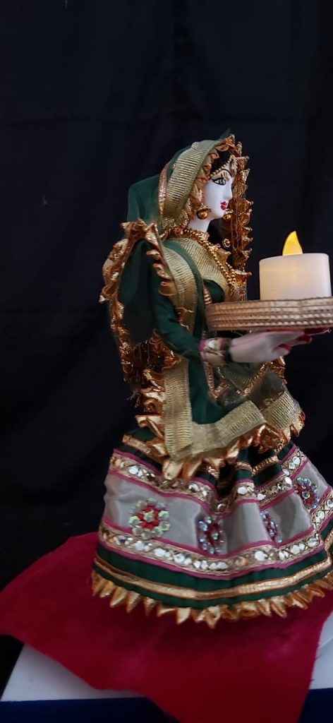 फैब्रिक डॉल fabric doll