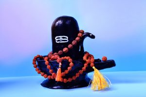shivling with rudraksha