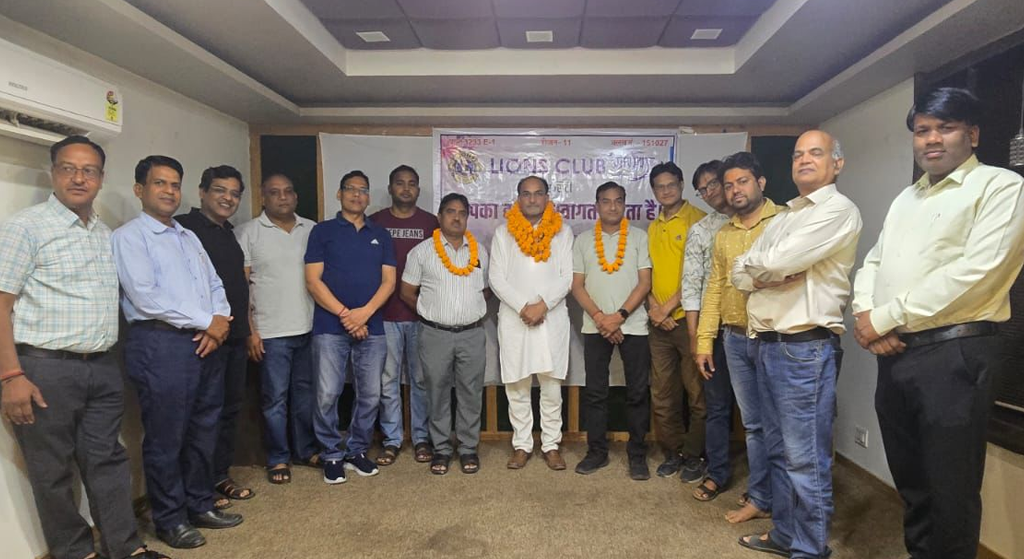 Lions Club Sarthak BOD meeting with members seated in a conference setting, discussing new executive committee formation for Lionistic year 2026–27